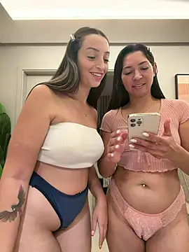 BelleLouiseVp stripchat live cam model