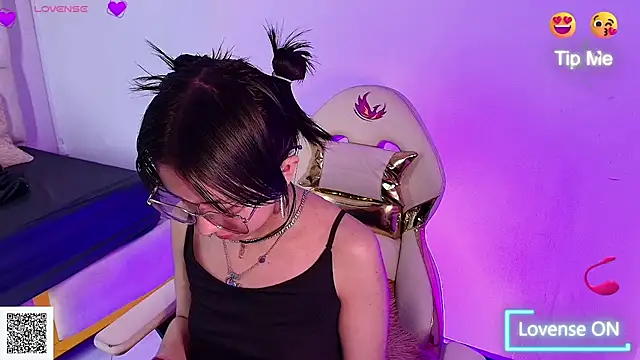 Cuore_kazx stripchat live cam model