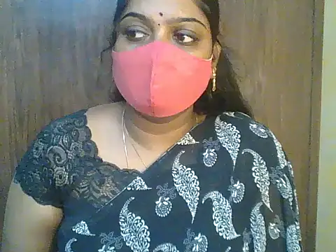 Tamil_hot_Shalini stripchat live cam model