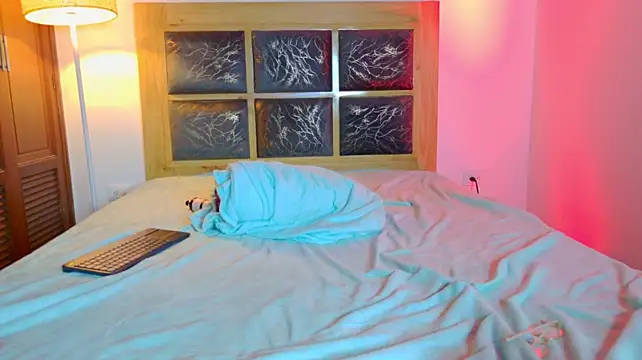 noah_0813 stripchat live cam model