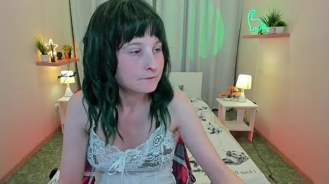 KiraDuvall stripchat live cam model