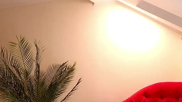 DonnaKleinn stripchat live cam model