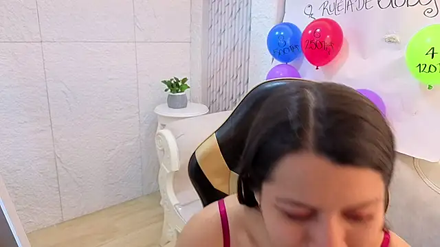 sophie_rose_cn stripchat live cam model