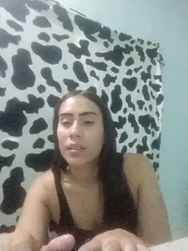 anaisha_isaza stripchat live cam model
