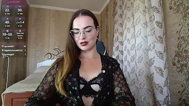 Flora_kisss stripchat live cam model
