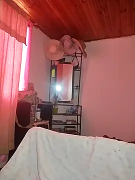 KATYGONZALEZ stripchat live cam model