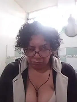 Pupi-Lanegra stripchat live cam model