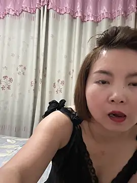 XiangXiang_0928 stripchat live cam model