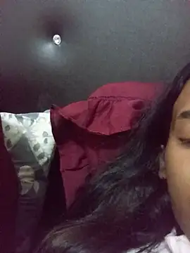 loveofpetitegirls34 stripchat live cam model