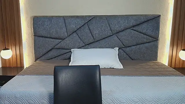 AriaJoy_ stripchat live cam model