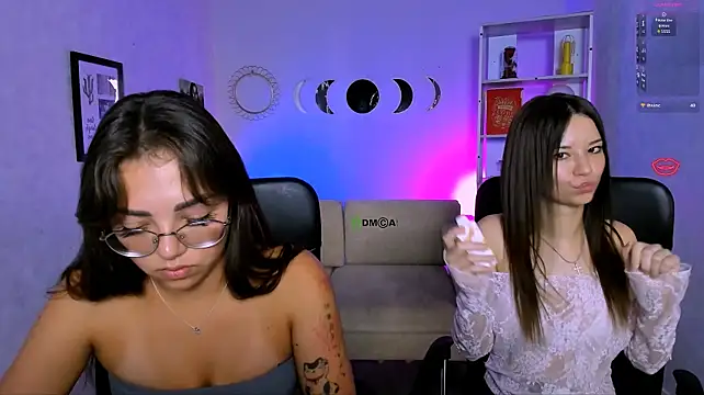 kiki_swan stripchat live cam model