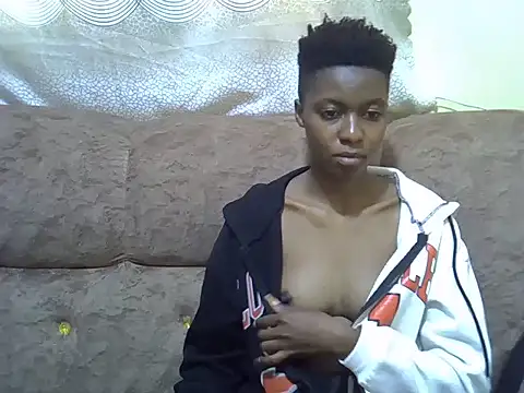 prettyy_joy stripchat live cam model