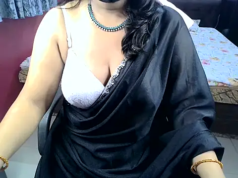 Wildsiren stripchat live cam model