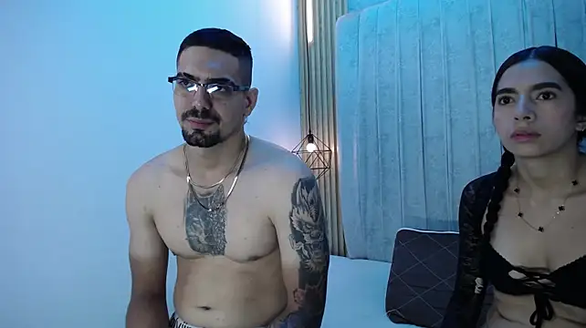 CarolinaySebas stripchat live cam model