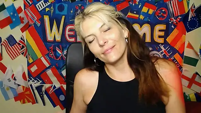 VanessaRey_ stripchat live cam model