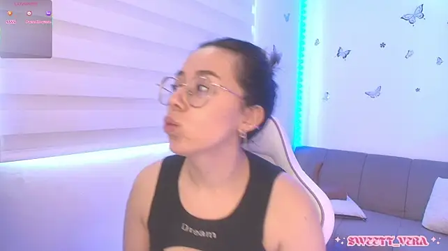 sweettvera stripchat live cam model