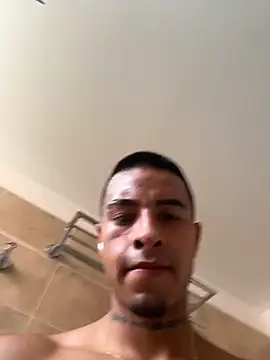 willclayy stripchat live cam model