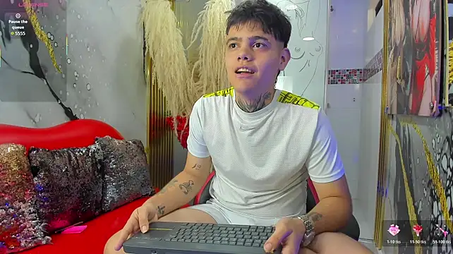 leonel_bigcum stripchat live cam model