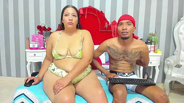 CaroyAndy stripchat live cam model