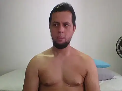 TRIISTAN_KING10 stripchat live cam model