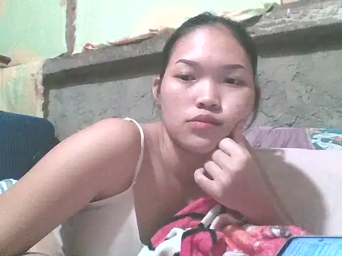 Pinayy_Thalia stripchat live cam model