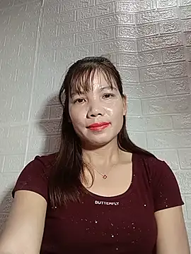 Gee_hot stripchat live cam model