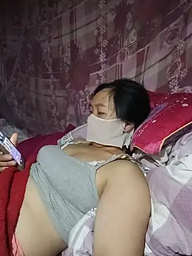 Hiha-nn stripchat live cam model