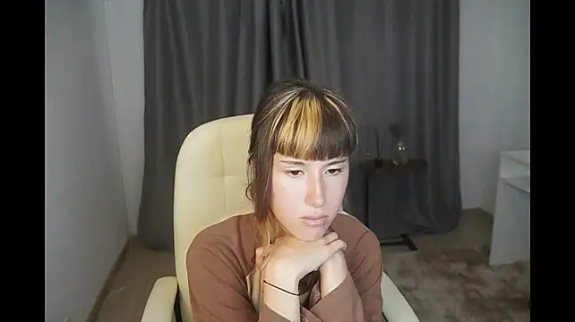 TomikoSword stripchat live cam model