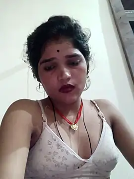 Mahek_-Love143 stripchat live cam model