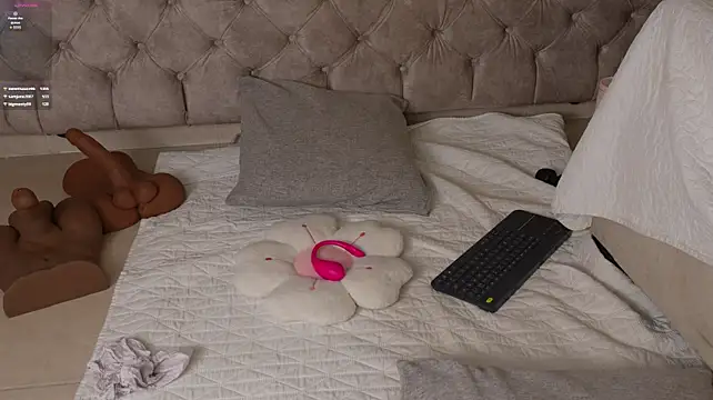 ali_miko stripchat live cam model