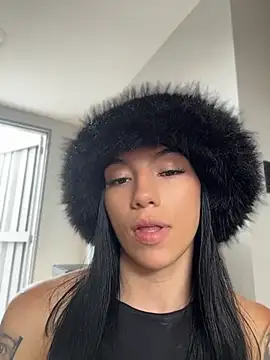 Maddison_Foxxx stripchat live cam model
