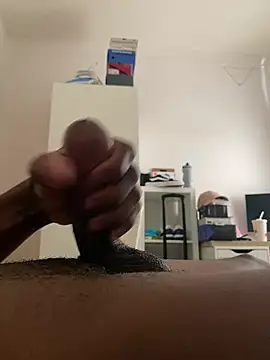 batmaDany stripchat live cam model