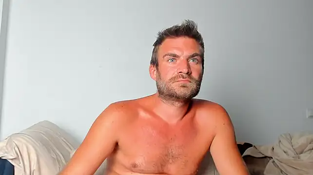 10in_deluxe stripchat live cam model