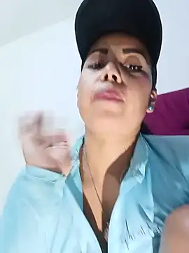 _andrea30 stripchat live cam model