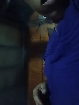 NIANIAKUTE stripchat live cam model