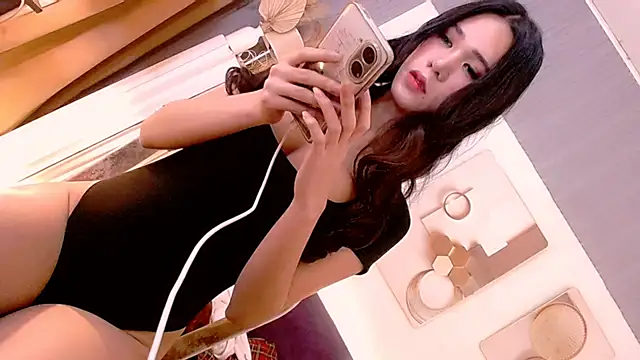 Urfantasydixsonch stripchat live cam model