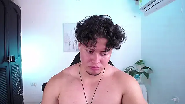 fucking_bear_ stripchat live cam model