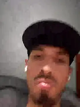 ElBratid stripchat live cam model