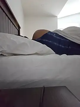 bigGirth4u stripchat live cam model