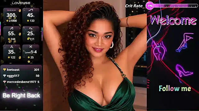 curly_tops69 stripchat live cam model