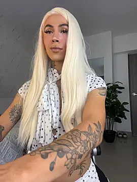 miss_tatiana_ stripchat live cam model