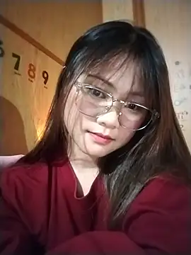 SiSi-9999 stripchat live cam model