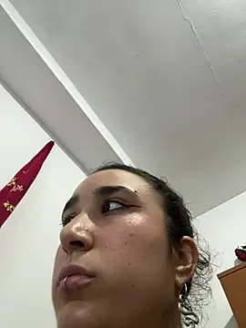 SelenaRamirez stripchat live cam model