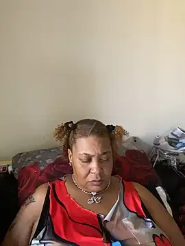 KITTYKATTPUR stripchat live cam model