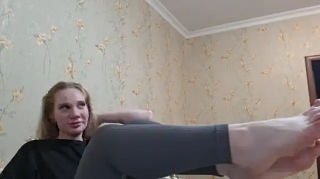 renna_rine stripchat live cam model