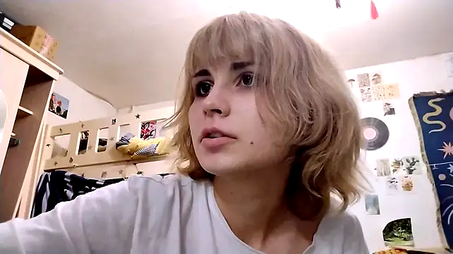 ChingCottingham stripchat live cam model