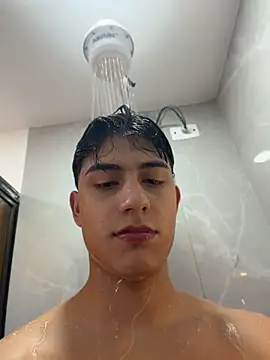 Lander_Cruz stripchat live cam model