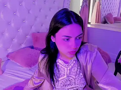 EmmaThompons stripchat live cam model