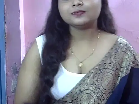 SHALINI_012 stripchat live cam model
