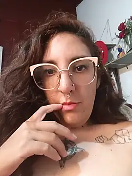 Melinerd stripchat live cam model